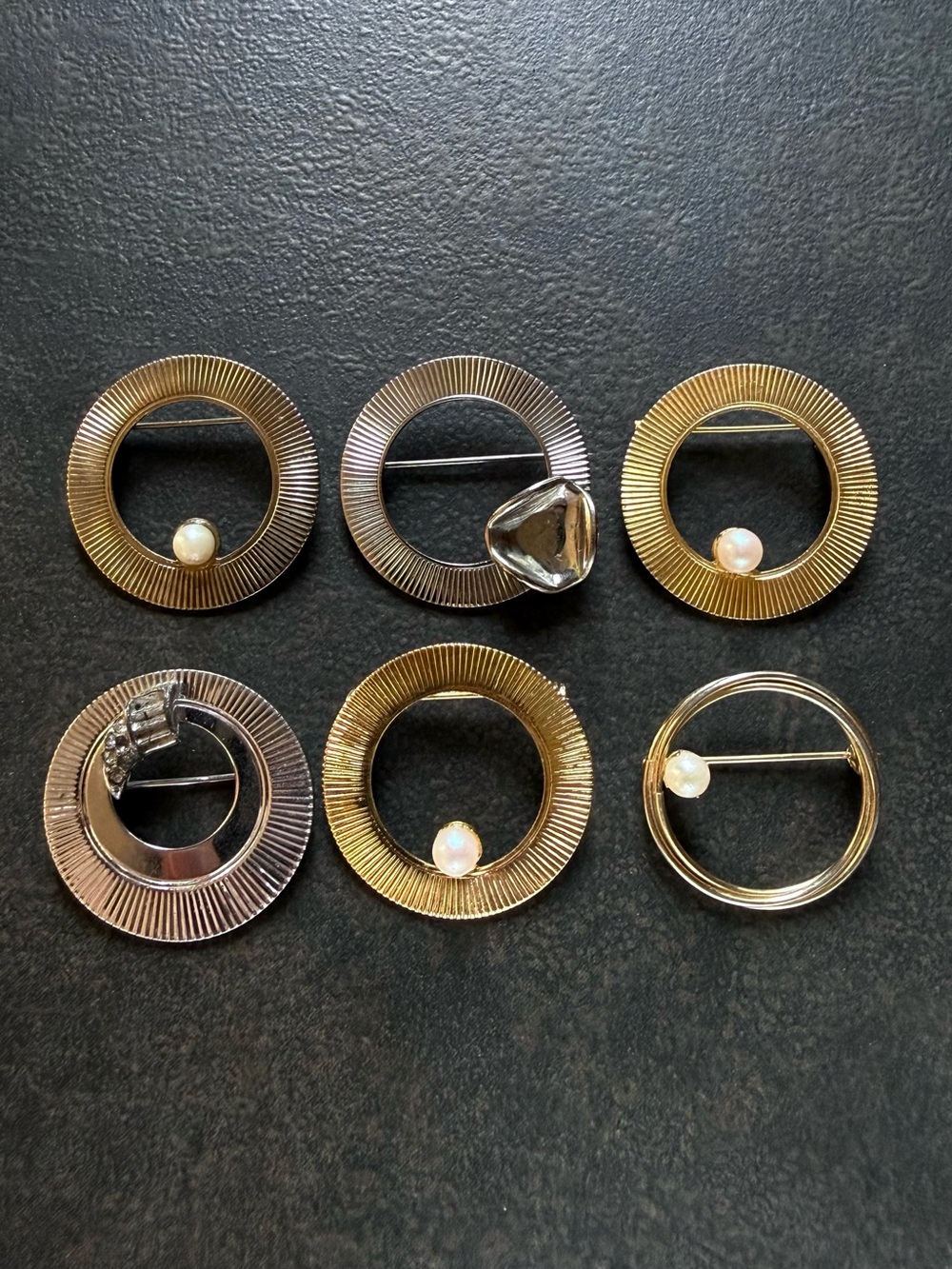 Lot of 6 Vintage Circle Pearl Accent Brooches - Gold & Silver Options